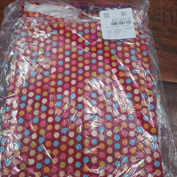 Kitty Kat kapers dots red fabric - Picture 2 of 2